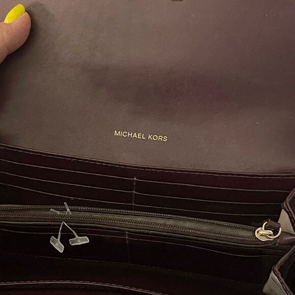 Michael kors MK vintage trifold leather wallet - Picture 1 of 11
